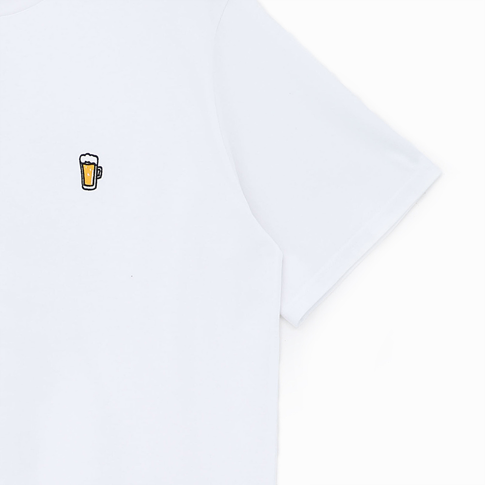 (유니) 퀸카드 맥주 자수 루즈핏 반팔 티셔츠
