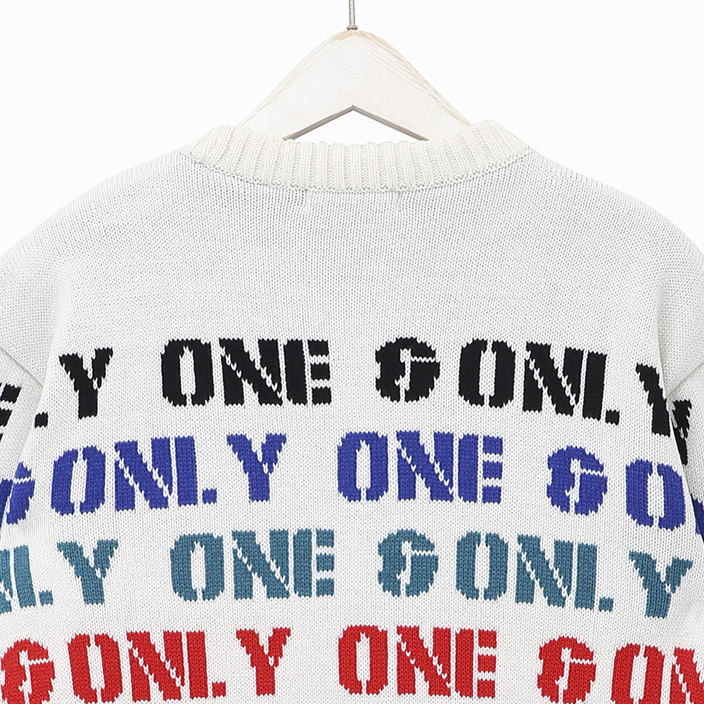(유니) 루즈핏 ONE & ONLY 픽셀 스웨터