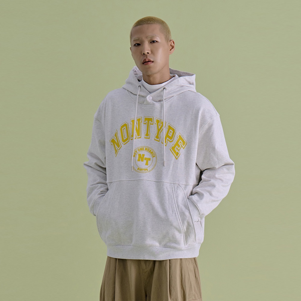 SCHOOL SYMBOL HOODY BEIGE