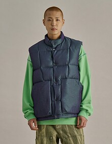 PRISM DOWN VEST NAVY