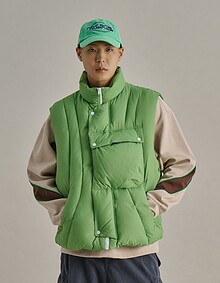 [TXT범규 착용] MOTOBIKE POCKET DOWN VEST GREEN