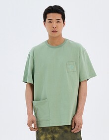 SIDE POUCH EMBROIDED SOFT T-SHIRTS (SAGE GREEN)