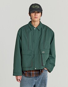 CURVED INCISION JUMPER (FOREST GREEN)