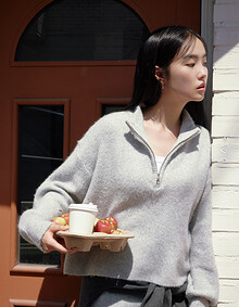 넥밴드 지퍼 스웻 니트