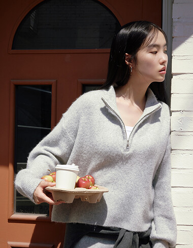 넥밴드 지퍼 스웻 니트
