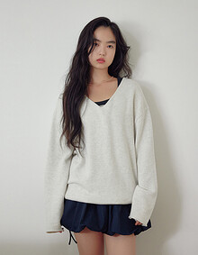 브이넥 루즈핏 스웻 니트