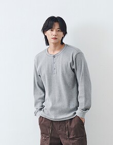 WAFFLE HERNY NECK T-SHIRTS (MELANGE GRAY)