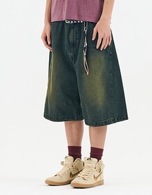 DUST OLIVE BERMUDA SHORTS (KHAKI)