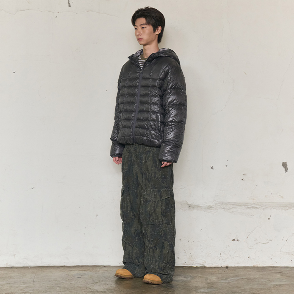 HOODIE LIGHT QUILTED JACKET (CHACOAL)
