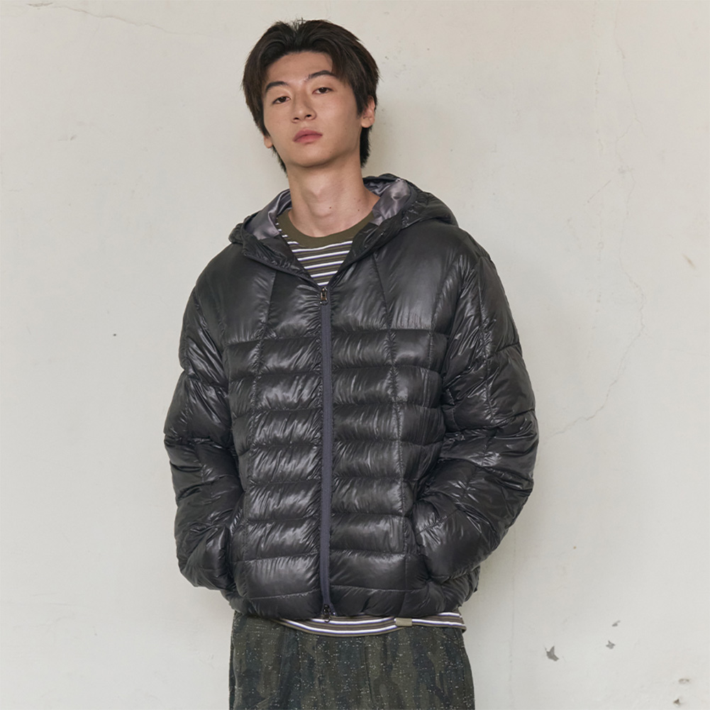 HOODIE LIGHT QUILTED JACKET (CHACOAL)