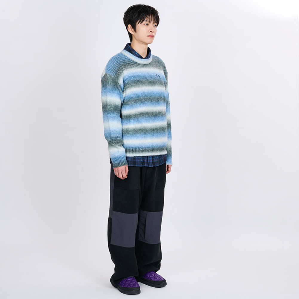GRADATION STRIPE KNIT SWEATER (BLUE)