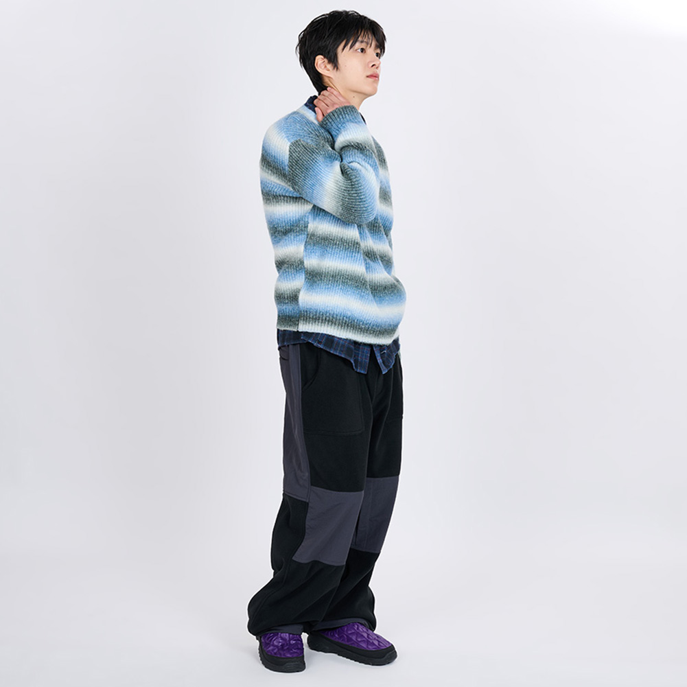 GRADATION STRIPE KNIT SWEATER (BLUE)