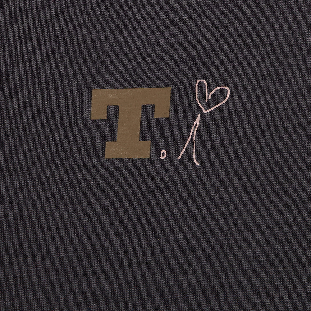 타이포 포인트 슬립 티셔츠