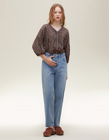 브이넥 핀코드자수 블라우스