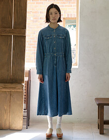 변형 절개라인 데님 원피스