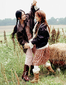 [KiiiKiii 착용] 프린트 다이마루 조거 팬츠