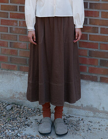 포인트 스티치 스커트