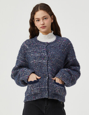 라운드넥 부클 니트 가디건