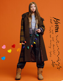 [KiiiKiii 착용] 체크 후드 더플 롱 코트