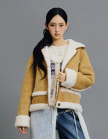 [KiiiKiii 착용] 인조 스웨이드 무스탕 자켓