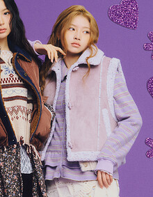 [KiiiKiii 착용] 스트라이프 프릴 셔츠형 집업