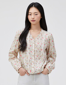 플라워 패턴 브이넥 블라우스