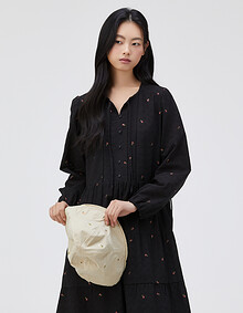 플라워 자수 포인트 버킷햇