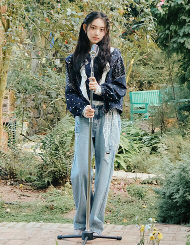 [KiiiKiii 착용] 밴딩 일자핏 데님 팬츠