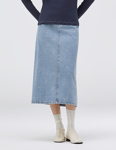 자수포인트 데님 스커트