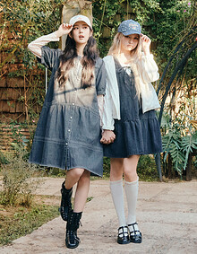 [KiiiKiii 착용] A라인 풀오픈 데님 원피스