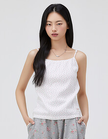 셔링 레이스 슬리브리스 탑