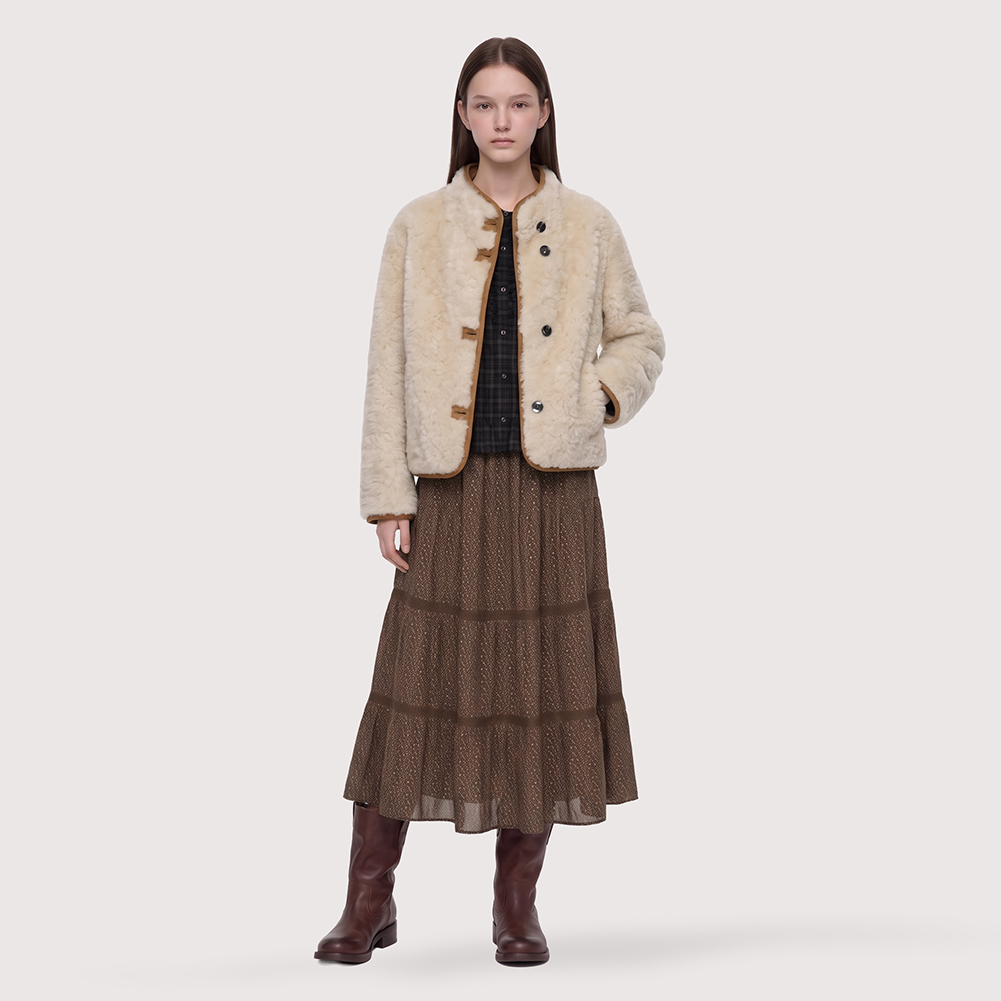 [KiiiKiii 착용] 반하이넥 페이크 램 자켓