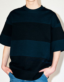 보더 티셔츠 [익스탠드]